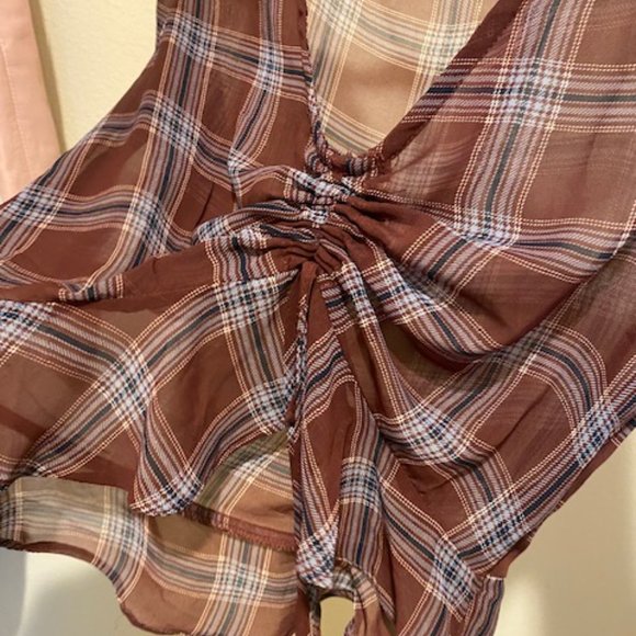 Everybody Talks LF Stores Plaid Blouse with Tie - Picture 3 of 5